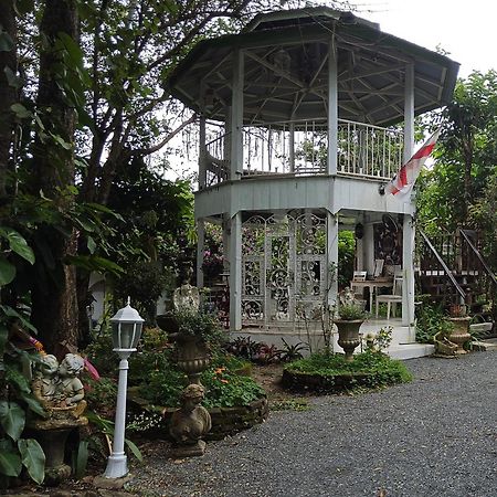 Balmy Hideout Cafe & Homestay Ban Huai Kaeo 外观 照片