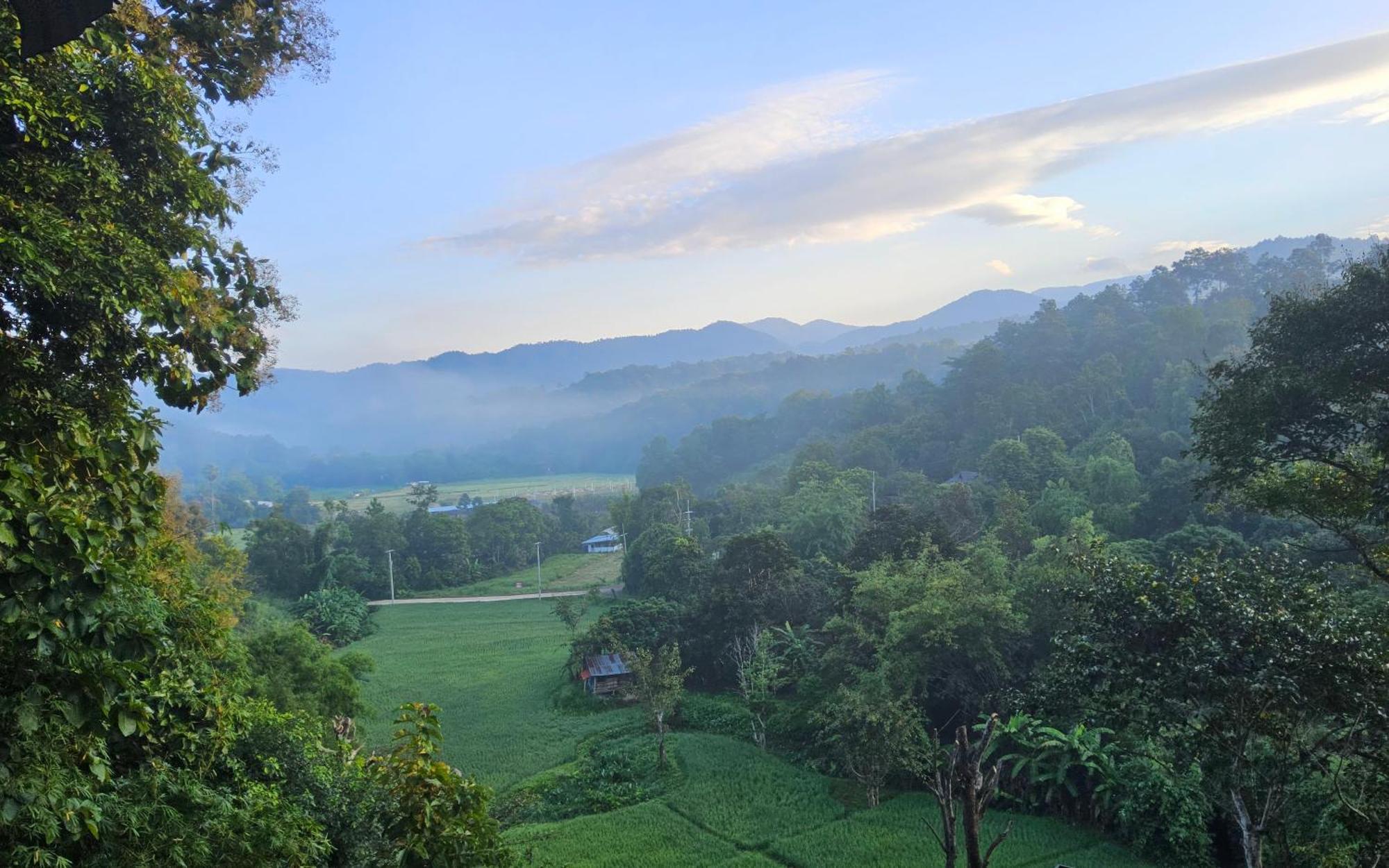 Balmy Hideout Cafe & Homestay Ban Huai Kaeo 外观 照片
