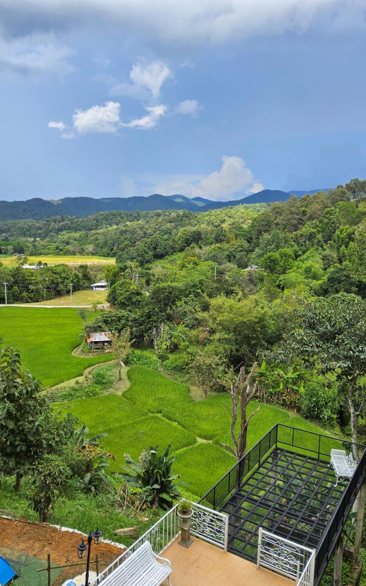 Balmy Hideout Cafe & Homestay Ban Huai Kaeo 外观 照片
