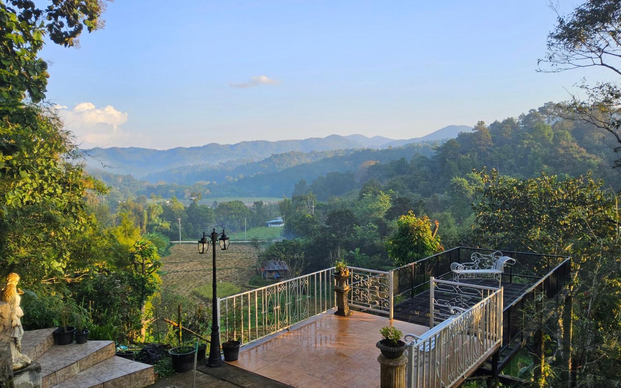 Balmy Hideout Cafe & Homestay Ban Huai Kaeo 外观 照片